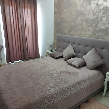 Solid House Butoaie Mamaia